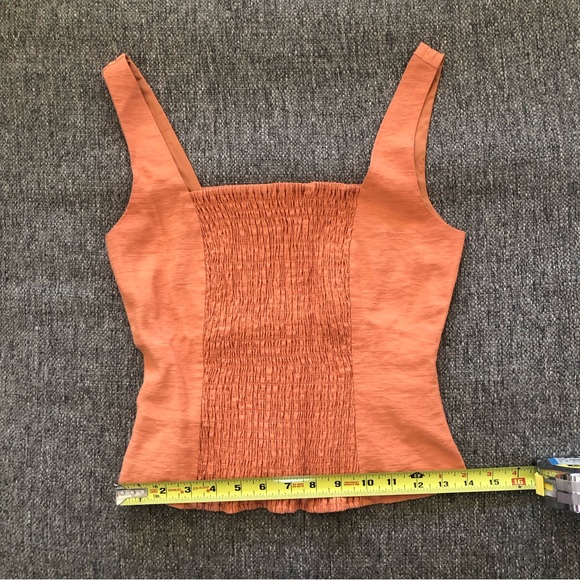 LOVE, BONITO sleeveless Smocked Tank Top: PRINCESSCORE COTTAGECORE ROYALCORE - Picture 6 of 7